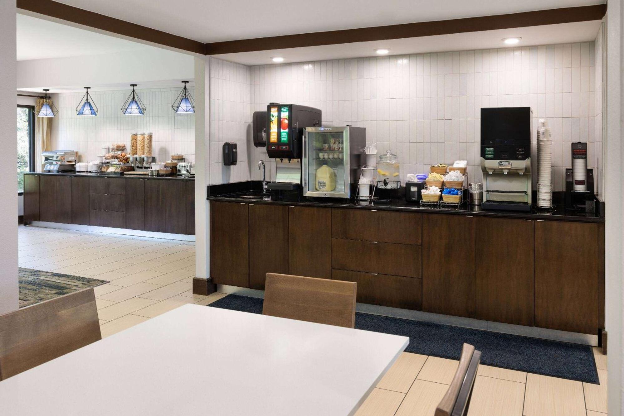 La Quinta By Wyndham Lagrange / I-85 Hotell Eksteriør bilde