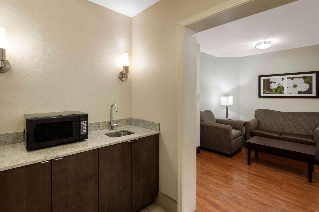 La Quinta By Wyndham Lagrange / I-85 Hotell Eksteriør bilde