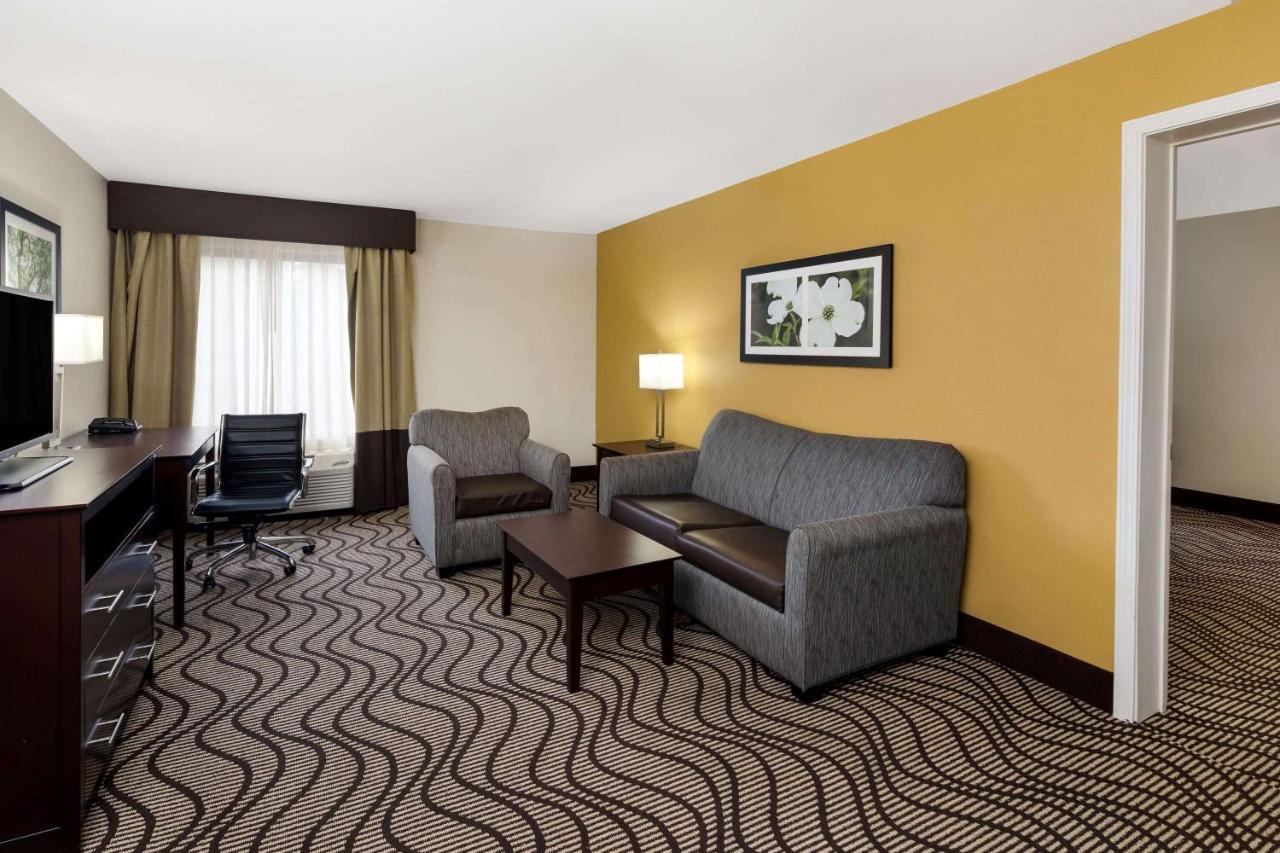La Quinta By Wyndham Lagrange / I-85 Hotell Eksteriør bilde